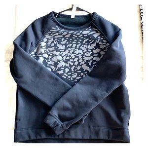 New condition lululemon sweat shirt! So soft!